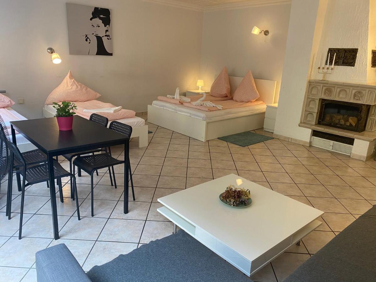 Central Shared Apartment, Friesenplatz Kolonia Zewnętrze zdjęcie