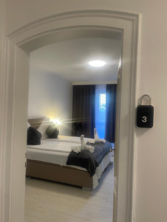 Central Shared Apartment, Friesenplatz Kolonia Zewnętrze zdjęcie